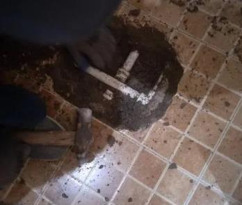 上海卫生间漏水维修公司为您分享下卫生间渗水如何处理及注意事项